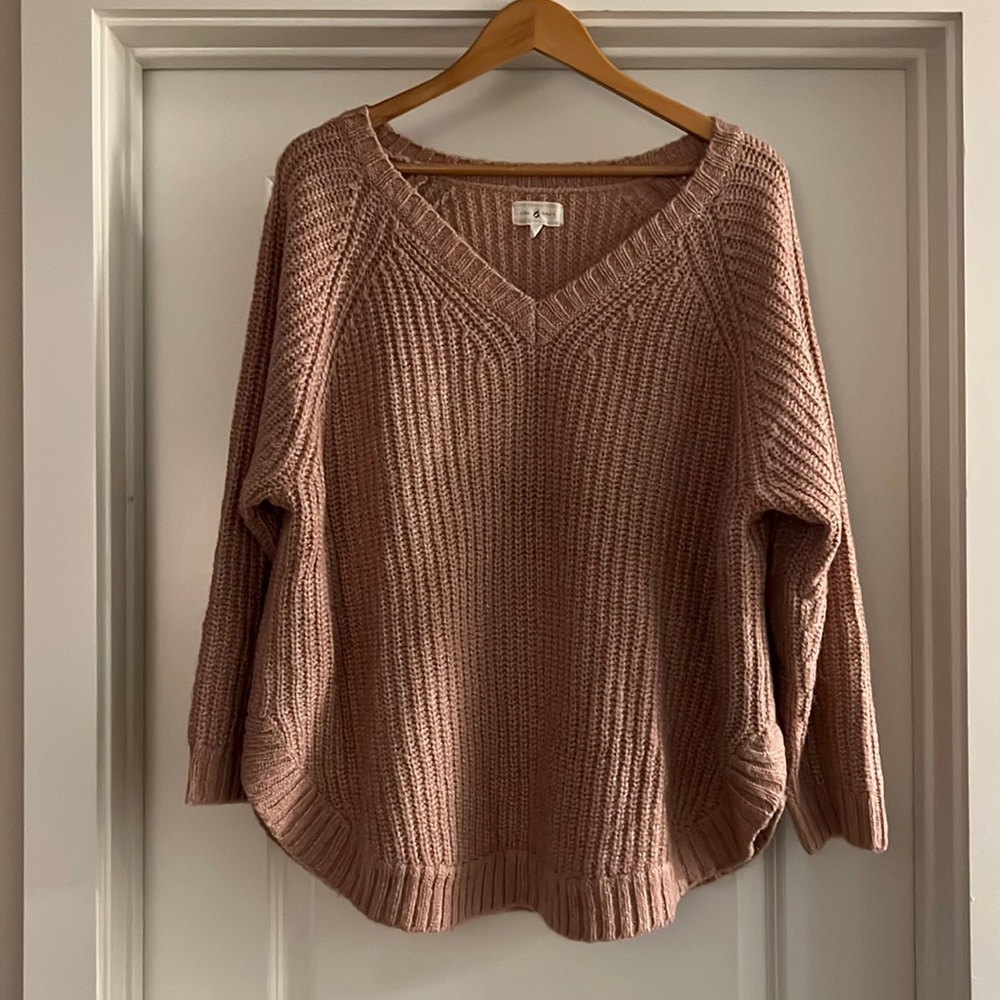 Lou & Grey Oversized V-Neck Sweater LARGE